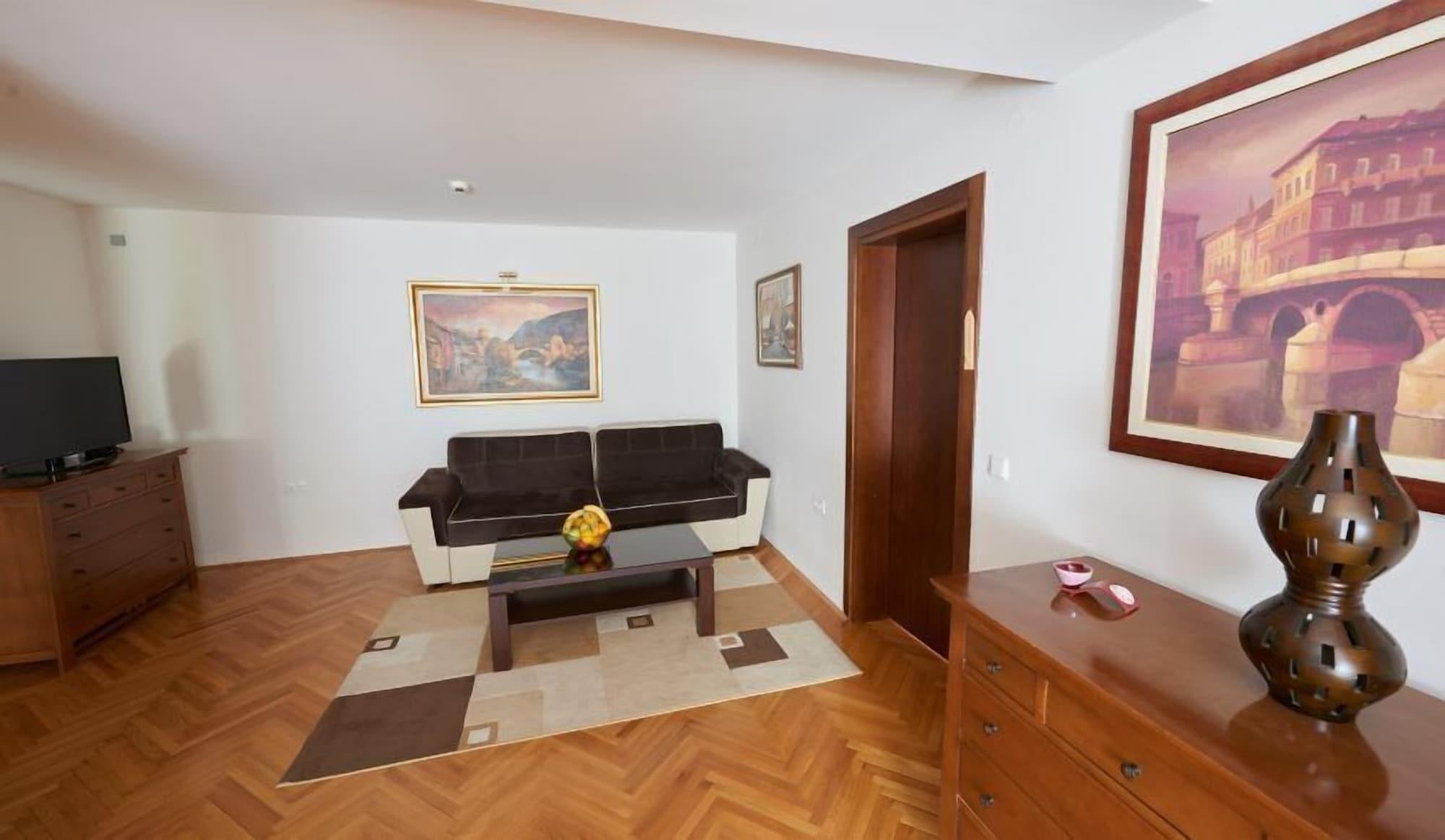 Hotel Pahuljica Власич Экстерьер фото