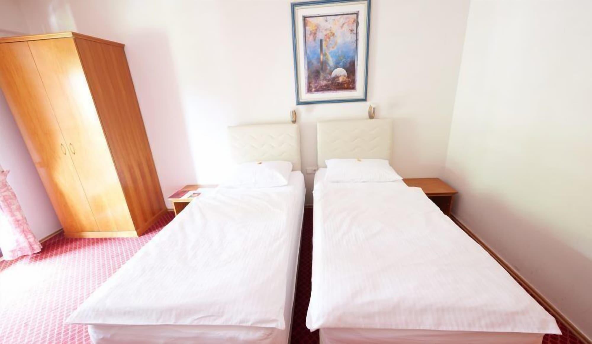 Hotel Pahuljica Власич Экстерьер фото